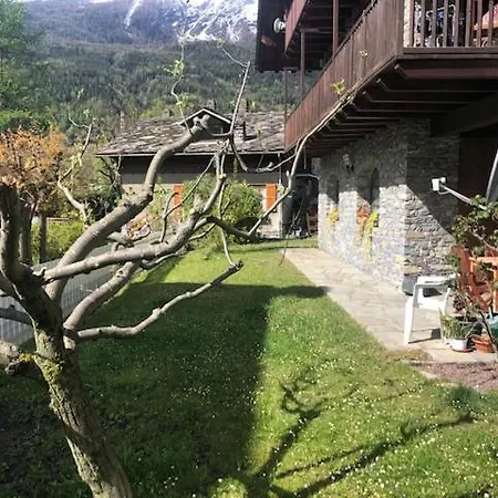 Sport E Relax Tra Castelli E Vigne In Val D'aosta!