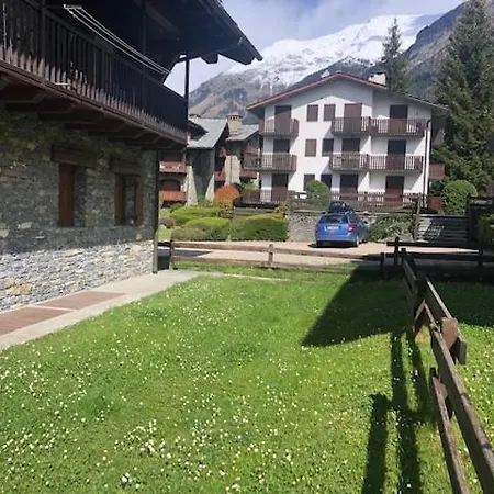 Lägenhet Sport E Relax Tra Castelli E Vigne In Val D'aosta! *